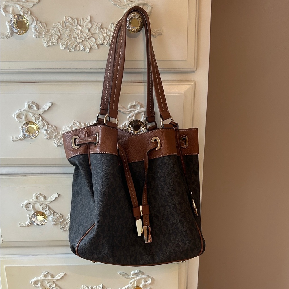 Michael Kors Black and Brown Shoulder Bag